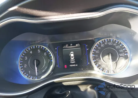 2016 Chrysler 200 Limited из США, поврежденный, VIN 1C3CCCAB6GN176218